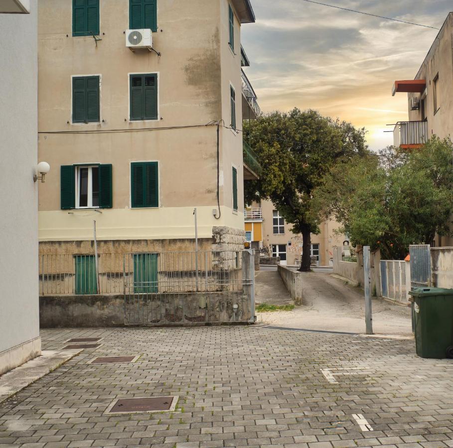 Nivi Apartment Split Eksteriør bilde